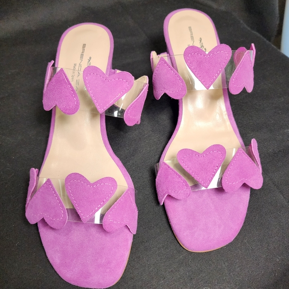 VERY SEXY!! Brenda Zaro Pink Heart Suede Slide Sandals - Picture 3 of 9